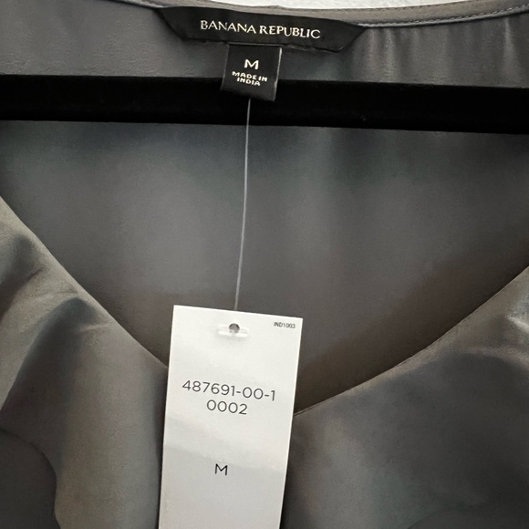 Banana republic, gray, size medium, NWT - Picture 2 of 2